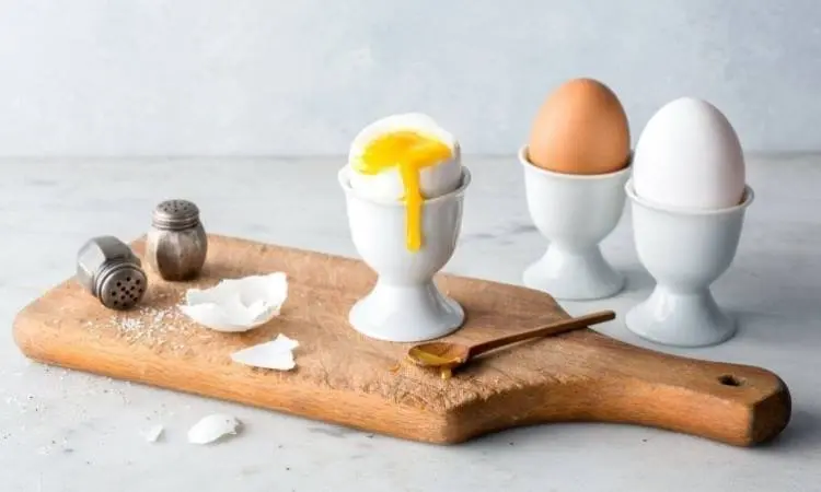 Debunking the Eggs and Cholesterol Myth, Separating Fact from Fiction