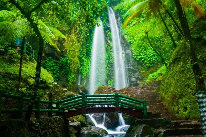 Jumog Waterfall, Peek at the Beauty of the Twin Waterfalls in Karanganyar